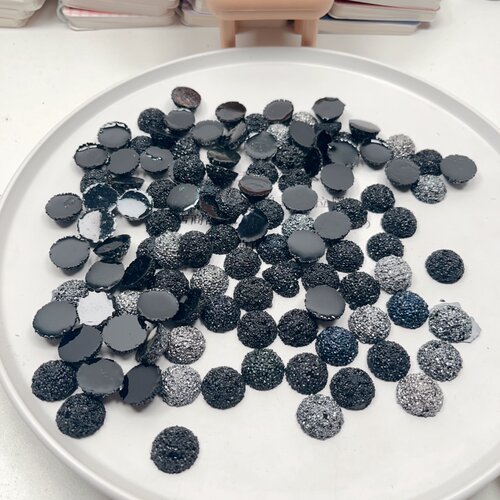 J26约1.8CM树脂花心 90-100个 diy手工材料配件满30包邮