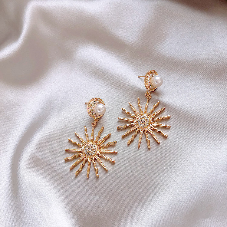 Sun god personality originality Earrings Pearl Ear Studs 2019 new pattern Trendsetter Exaggeration Earrings Retro Earringsin the Accessories/Fashion Jewelry, Earring , Earring  category - from Buy2taobao.com to provide professional Taobao agent buy service
