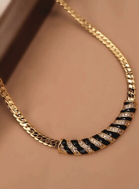 重工金属滴釉镶钻蛇骨项链