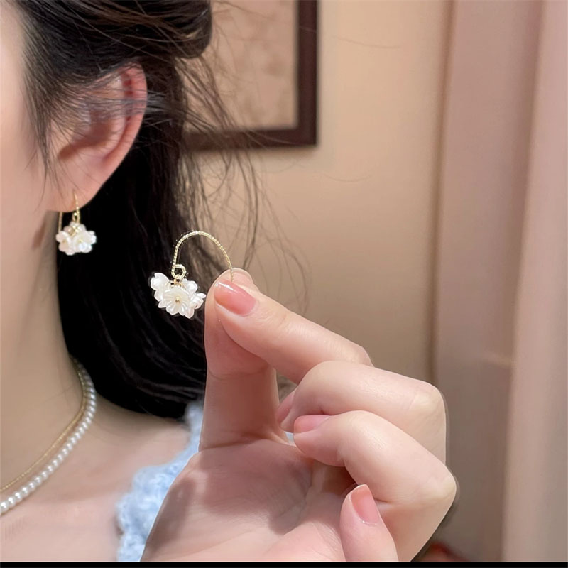 法式超仙白色花朵流苏耳环女