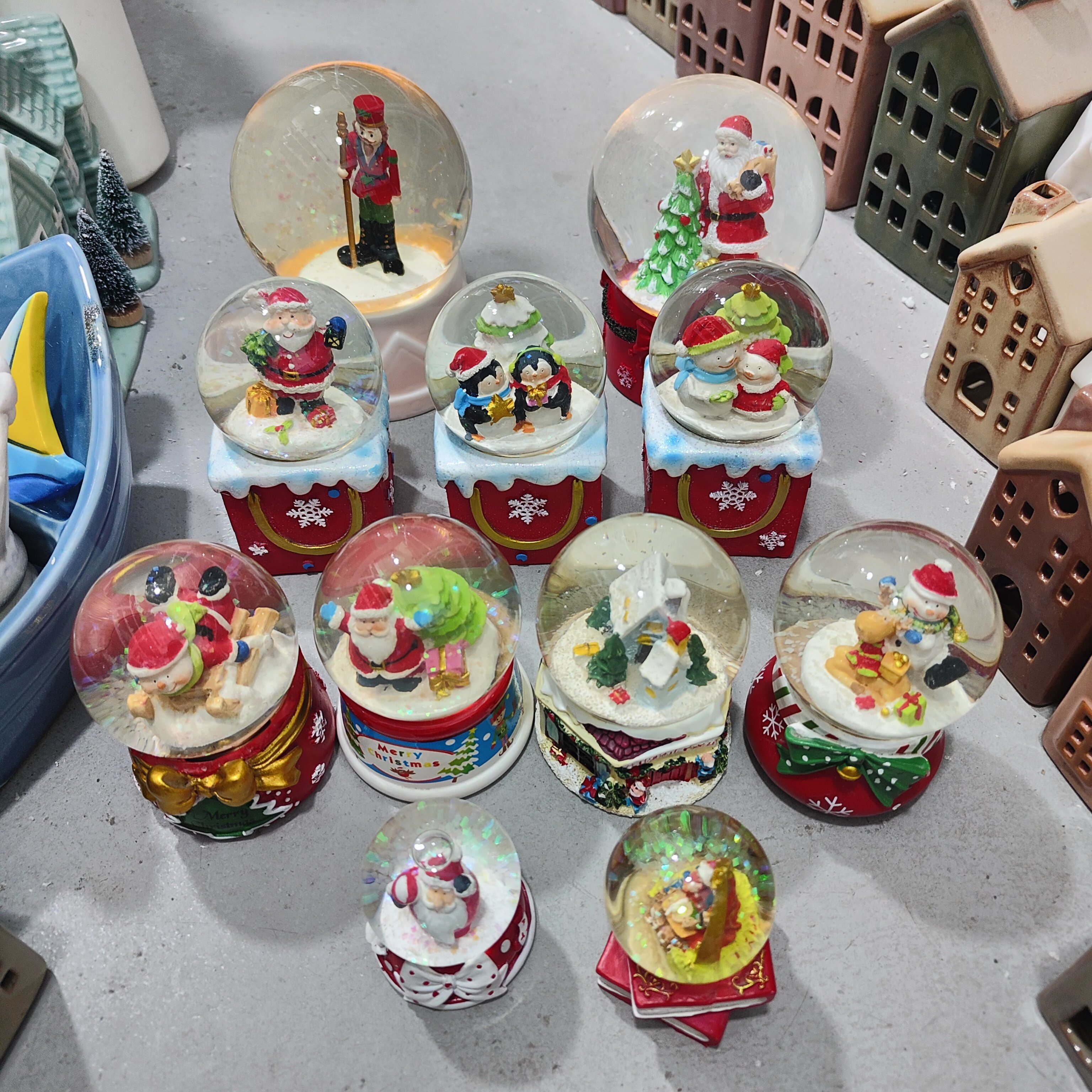 非偏远地区凑满19包邮部分瑕/圣诞老人雪人企鹅人物水晶球摆件旧,家居饰品,婚庆/商业花艺,淘宝优惠券,粉丝福利购,淘宝优惠卷