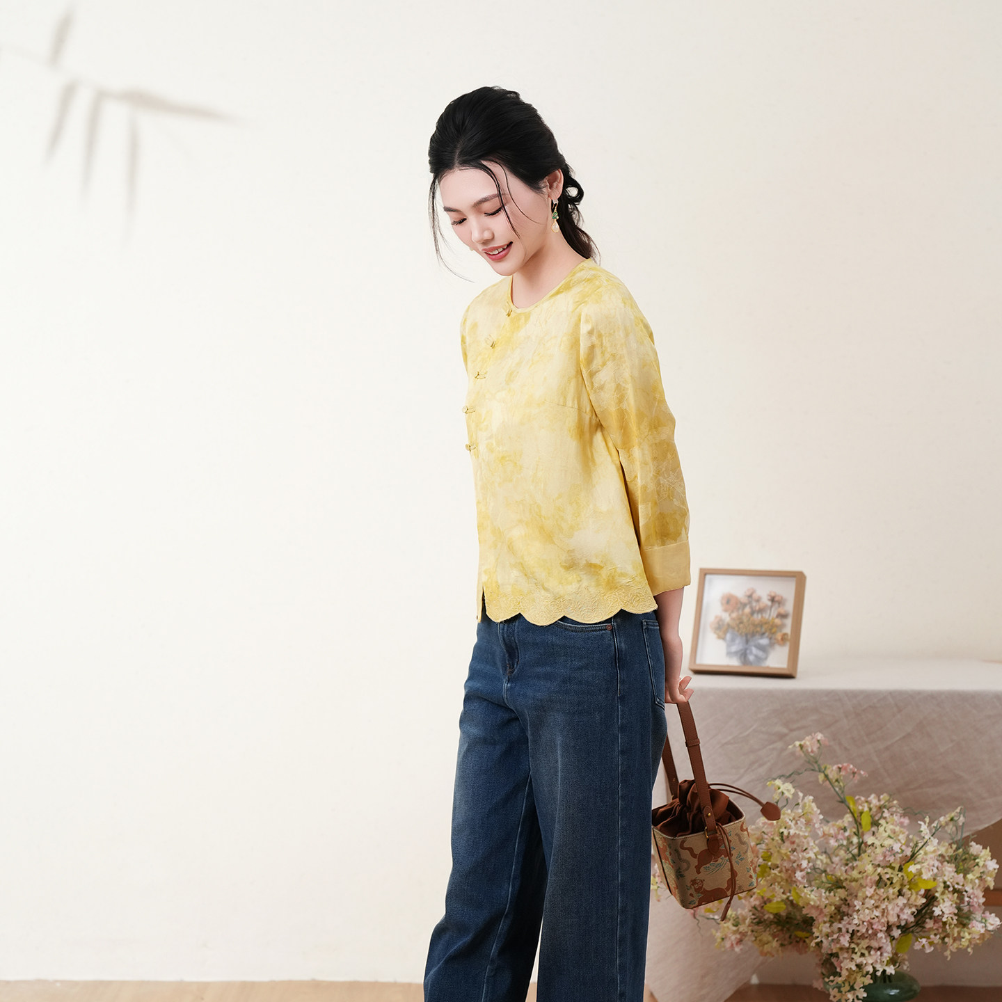 布符新中式「黄/粉提花欧根纱翻袖上衣」2026年春季新品长袖圆领