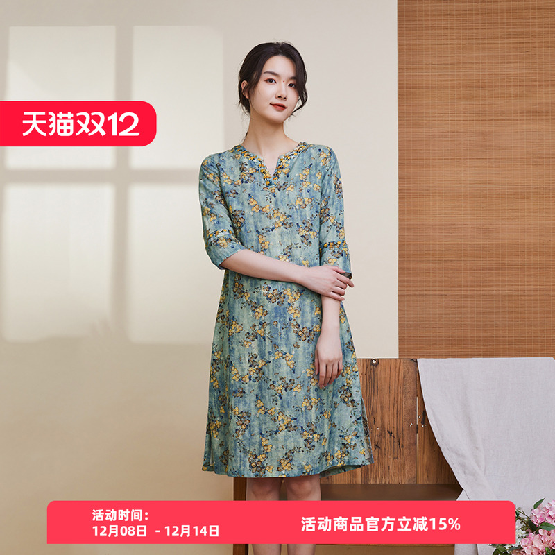 手工复古修身显瘦布符原创新款