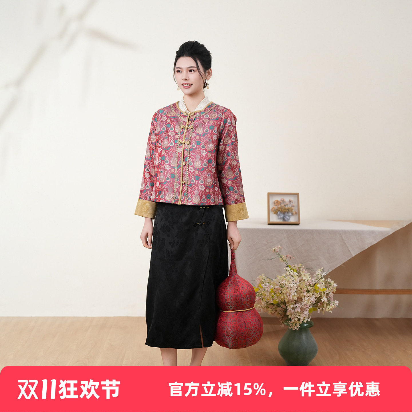 布符新中式「附花边花扣外套」2026年春季新品手工盘扣圆领女装