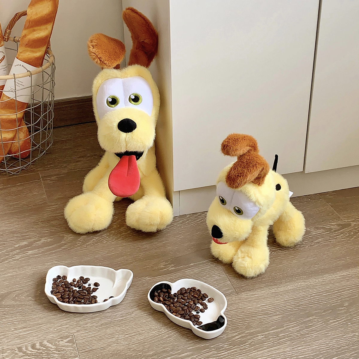 欧迪公仔可爱小狗狗玩偶抱枕抱睡娃娃布娃娃加菲猫周边毛绒玩具