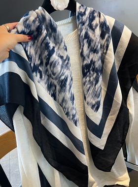 高级感亚麻手感围巾女夏季新款防晒丝巾大方巾出游沙滩外搭大披肩