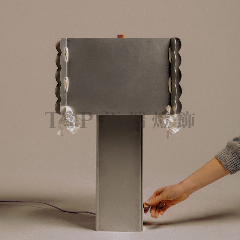 法式中古美式复古浪漫褶边金属工业风台灯装饰客厅北美木艺落地灯