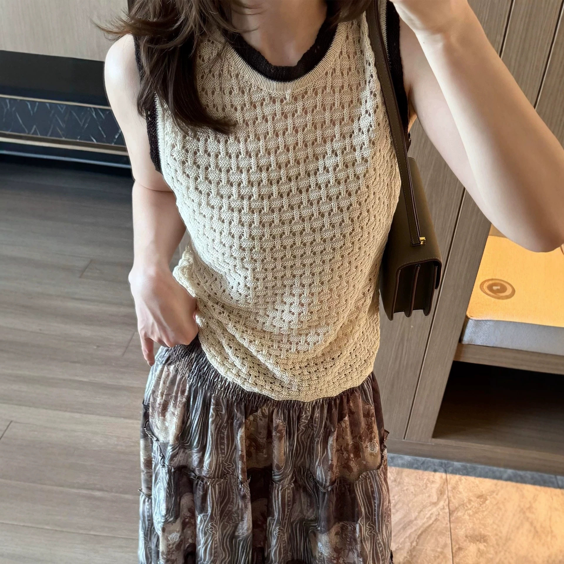 法式小资白色镂空针织吊带背心女夏季高级感绝美外穿坎肩无袖上衣