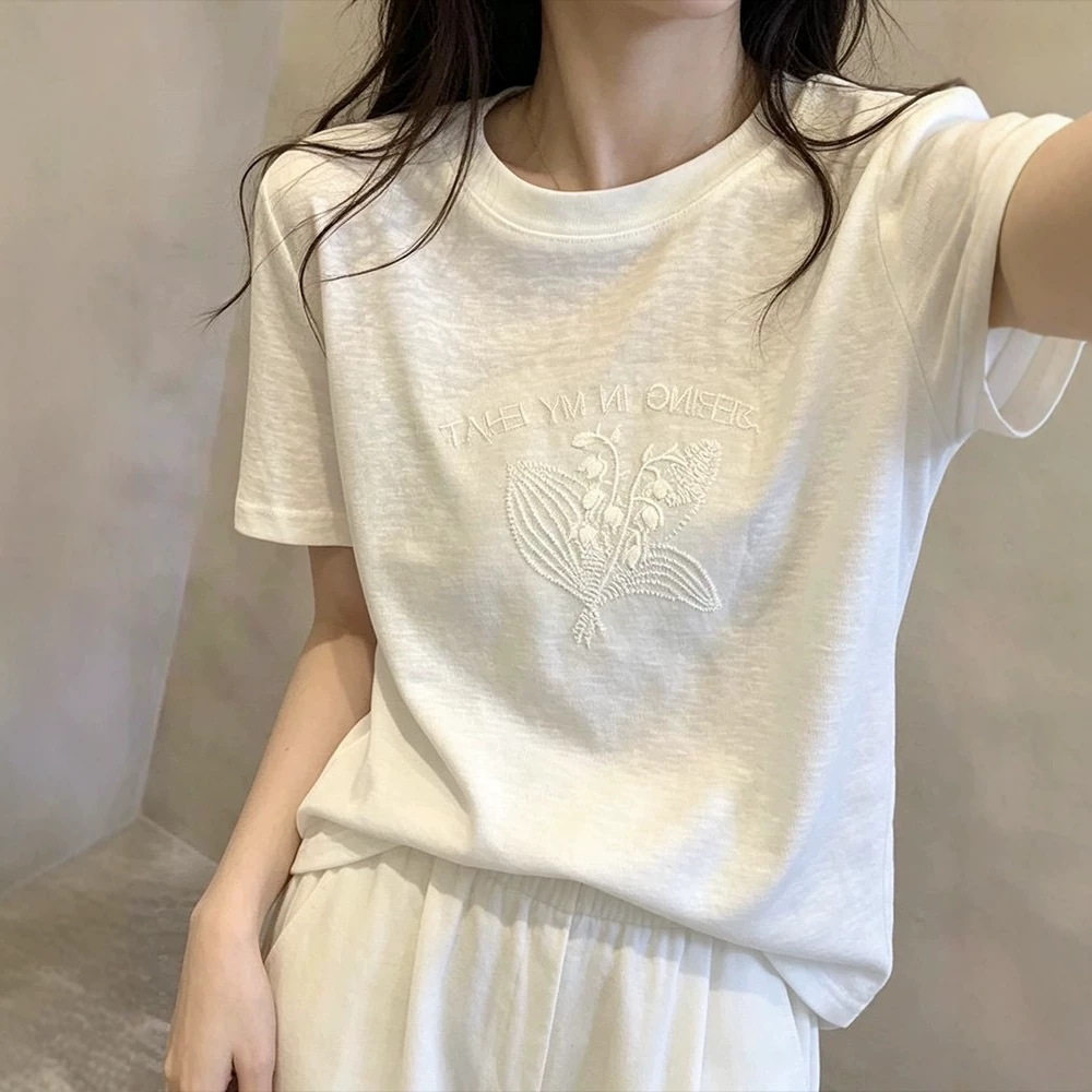 超好看刺绣短袖白色t恤女士2026新款夏季宽松韩版慵懒风半袖上衣