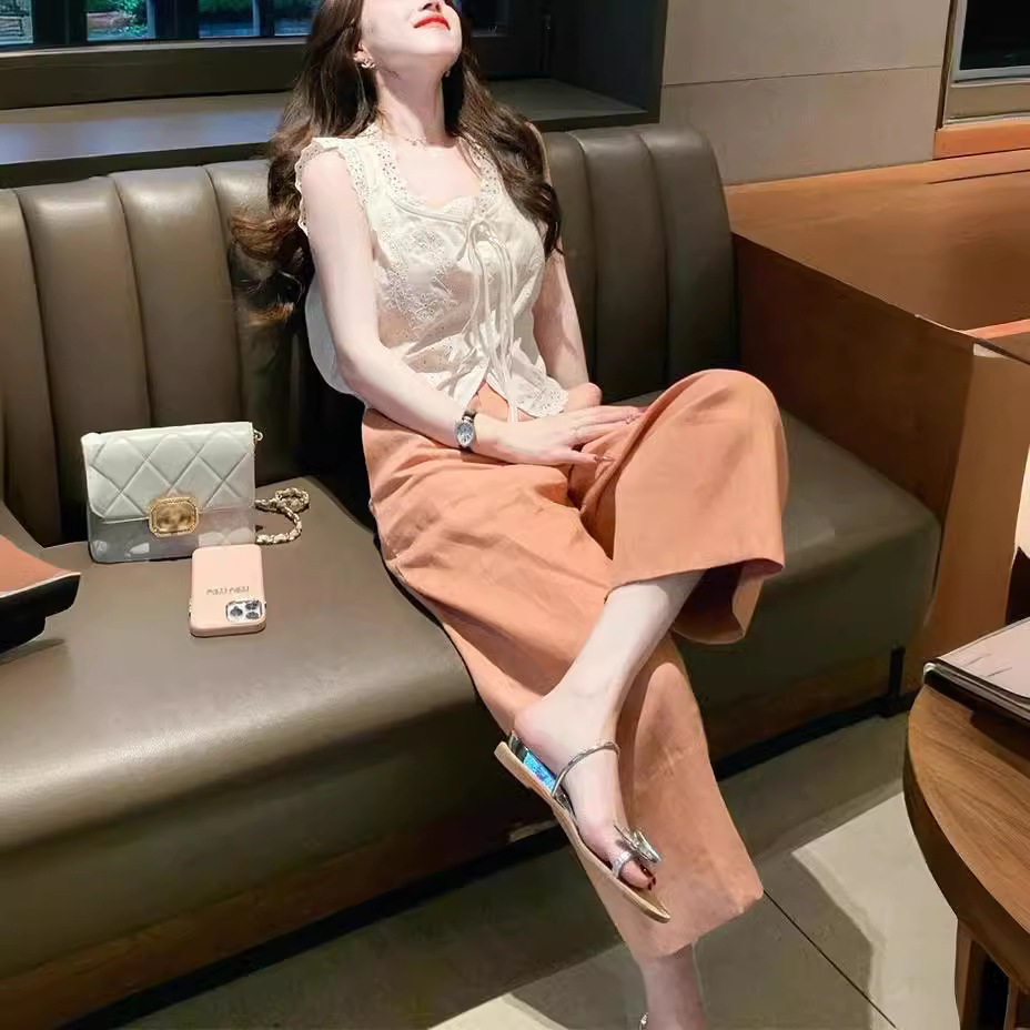 夏装搭配一整套时尚淑女气质穿搭高级感休闲白色背心上衣裤子套装