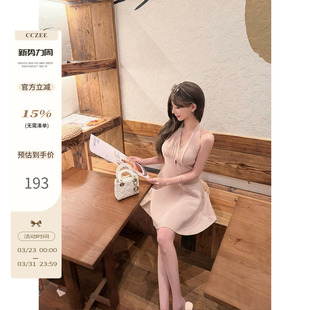 露肩吊带裙 v领挂脖蕾丝连衣裙女设计感无袖 CCZEE 攻心玫瑰