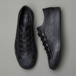 闪步春秋2025新款休闲男鞋黑色防水皮鞋冬季潮鞋韩版板鞋商务英伦