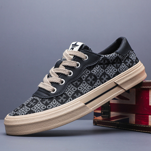 2026新款男鞋春季潮鞋帆布鞋男士潮流百搭软底板鞋透气休闲鞋子男