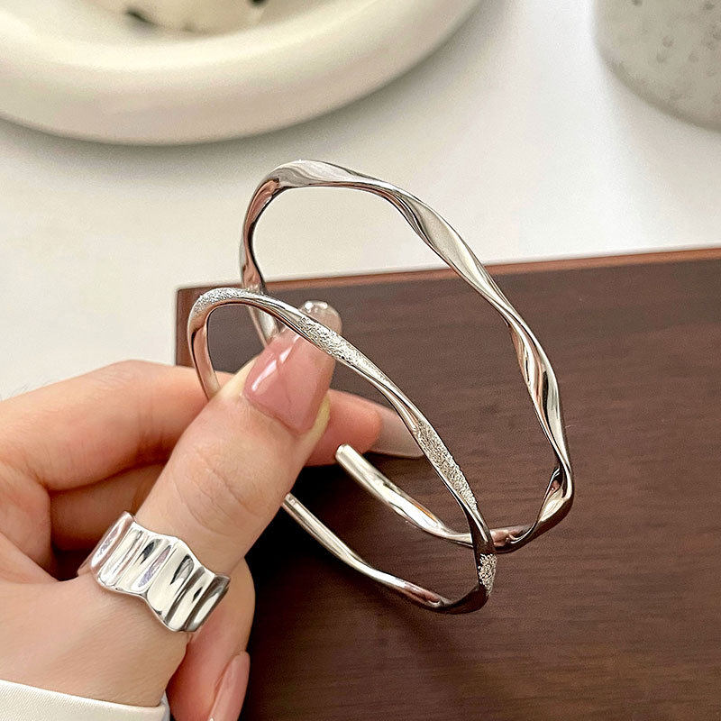 S999足银莫比乌斯环手镯情侣款ins小众设计开口素圈简约高级感潮