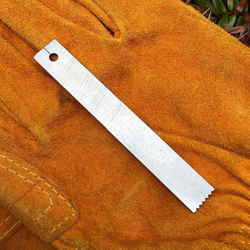 白钢刮片打火石打火棒神奇刮刀生火装备户外高硬度高速钢,户外/登山/野营/旅行用品,打火石/点火棒,淘宝优惠券,粉丝福利购,淘宝优惠卷