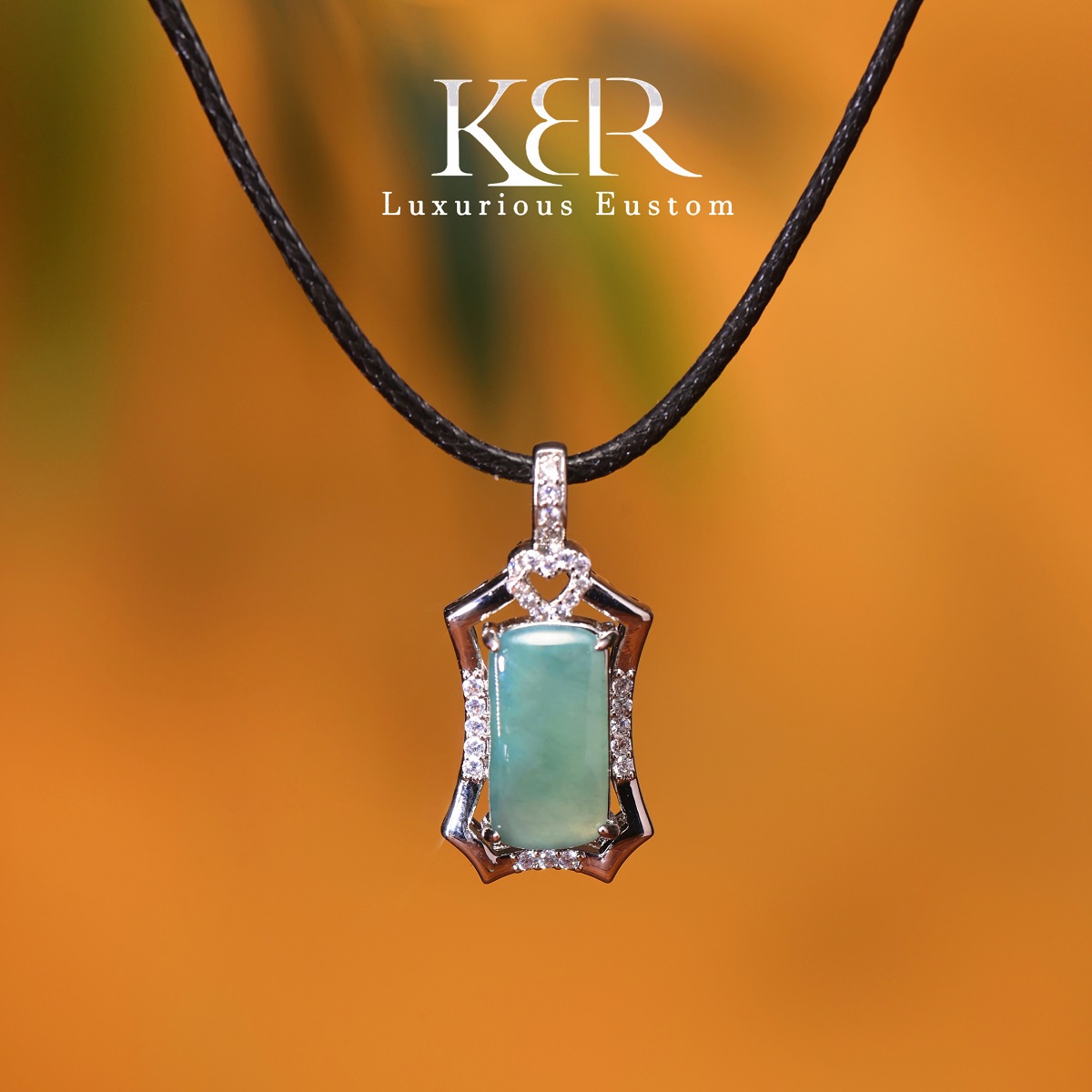 【小乐专享】高定设计款天然A货翡翠高冰马鞍吊坠百搭KBR50513001