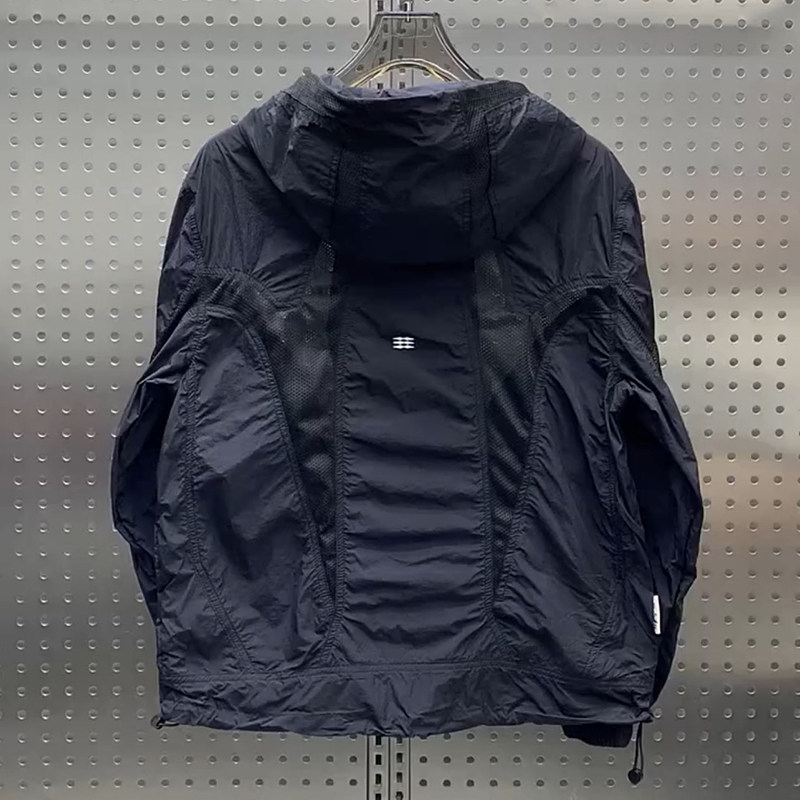 连帽男士宽松百搭网眼拼接设计感纯色休闲夏季薄款时尚防晒服外套