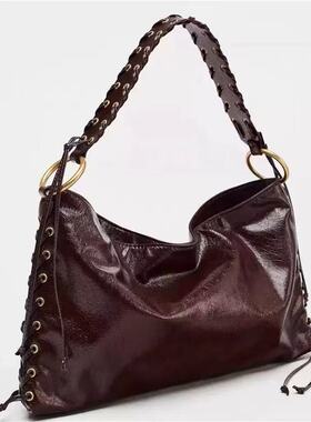 2025夏季新款高级复古简约百搭通勤手提腋下枕头包单肩托特包