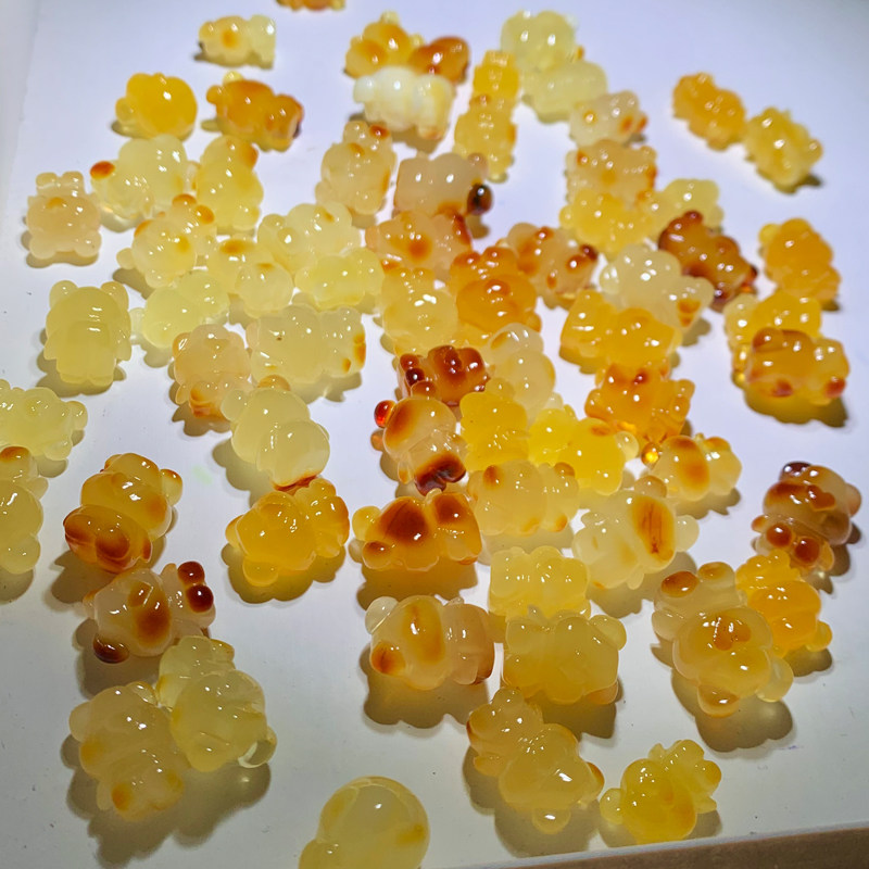 天然蜜蜡小熊雕刻件琥珀波罗的海原石原矿金珀手串手链黄色玉石女