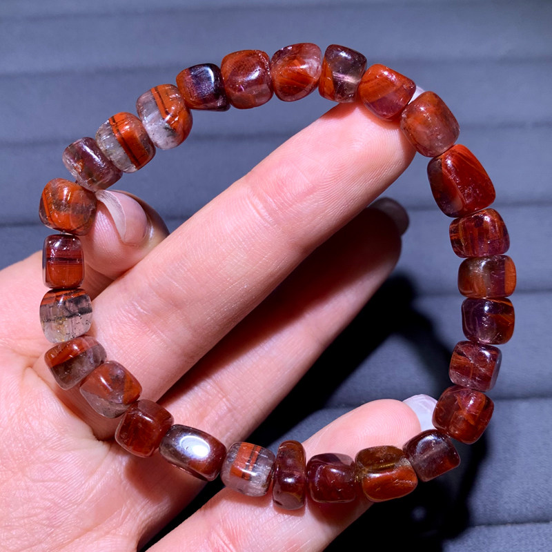 天然Auralite23极光水晶随形手链单圈紫钛红极光手串礼物饰品情侣 - 实物图