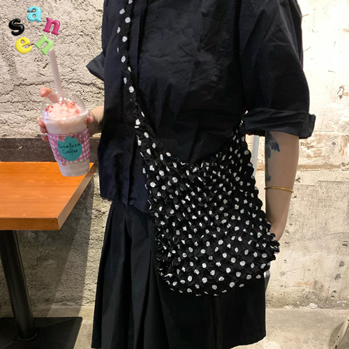 SANNE黑白波点大容量帆布斜挎包