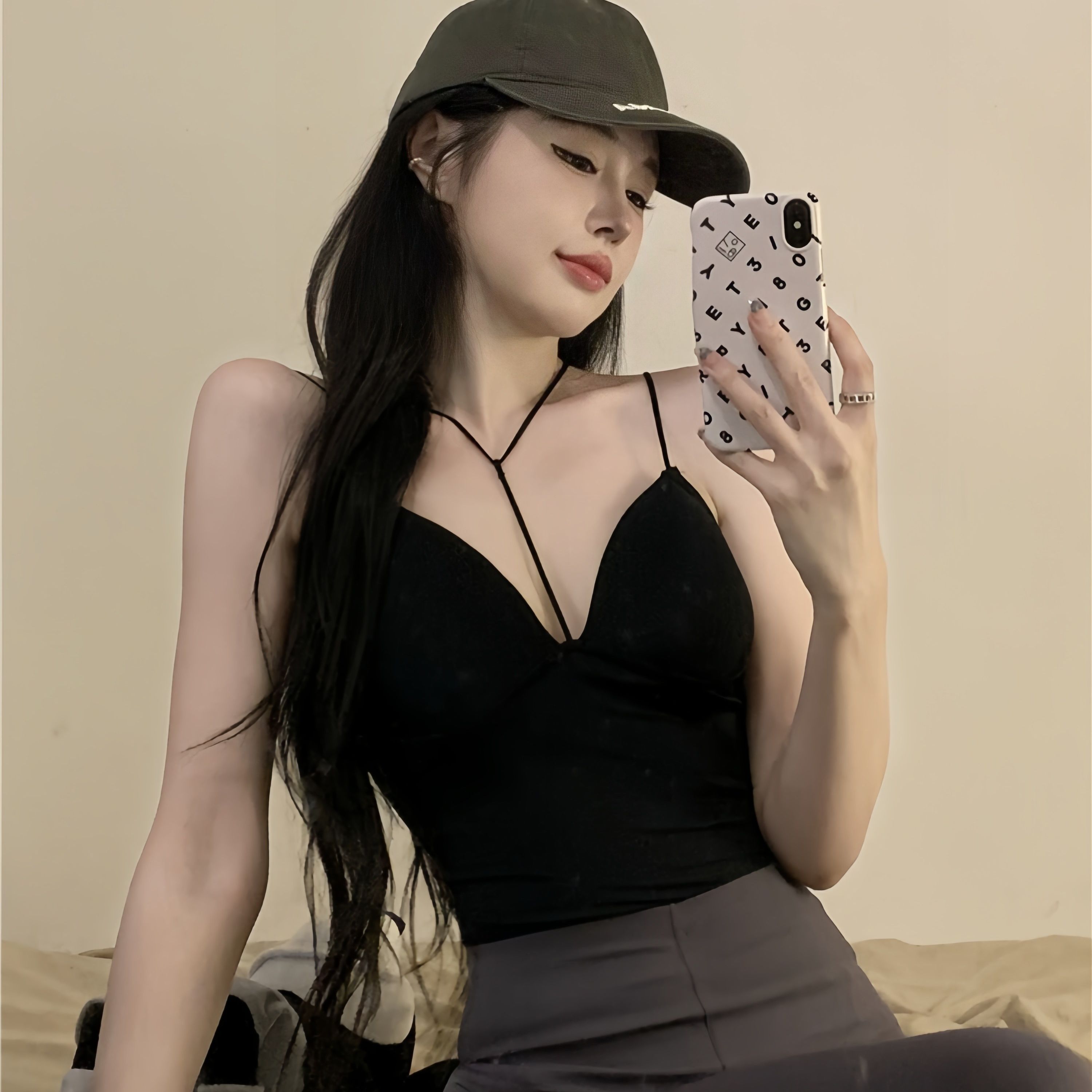 冰丝挂颈吊带上衣女夏内搭带胸垫美背背心文胸一体纯欲性感辣妹装