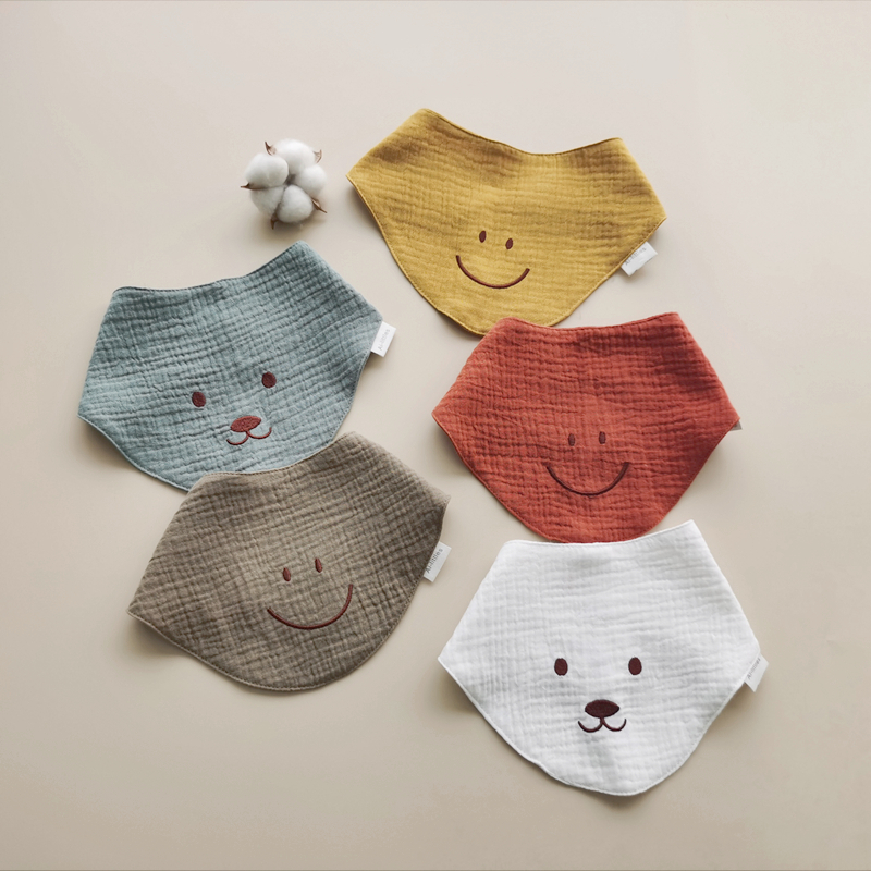 ins新生婴儿纯棉纱布口水巾宝宝春夏薄款吸水三角巾防吐奶小围嘴
