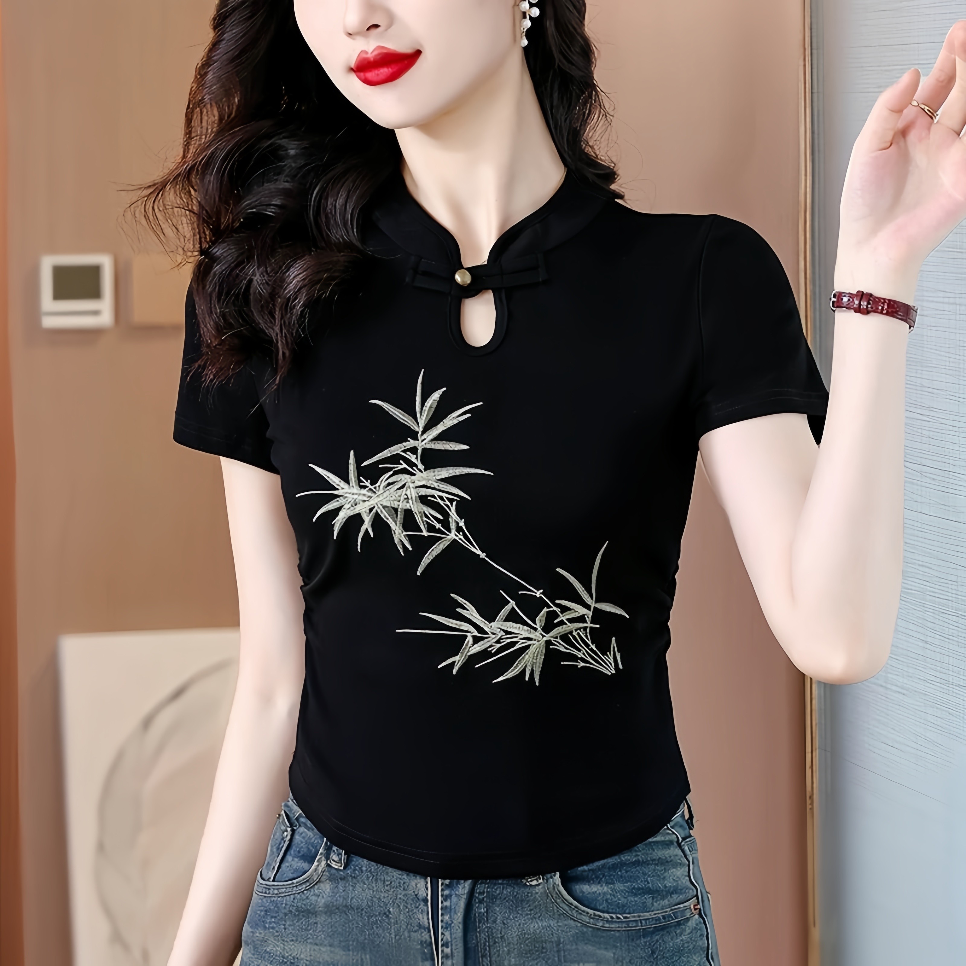 短袖T恤女新款国风新中式竹子刺绣2025夏季时尚气质显瘦修身上衣
