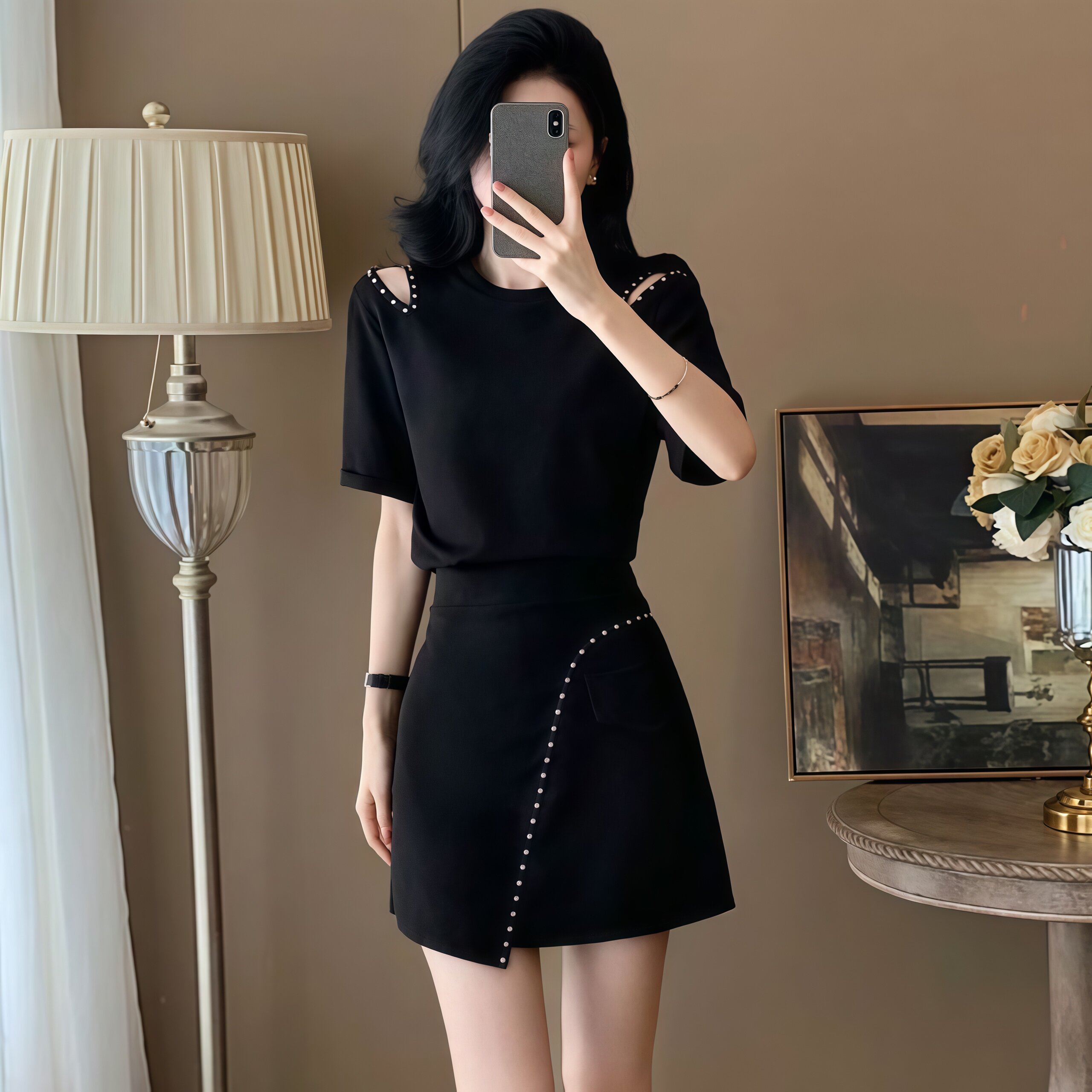 时尚钉珠套装女夏季新款露肩高级感休闲气质减龄短袖半身裙两件套