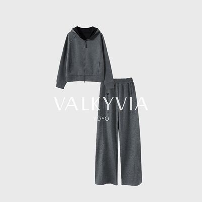 【Valkyvia/悠悠奢品】加绒加厚保暖时尚休闲满印撒银连帽套装女