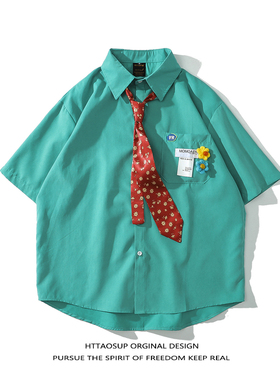 HTTAOSUP别针花朵宽松衬衫超火cec湖蓝色衬衣男百搭学生半袖上衣