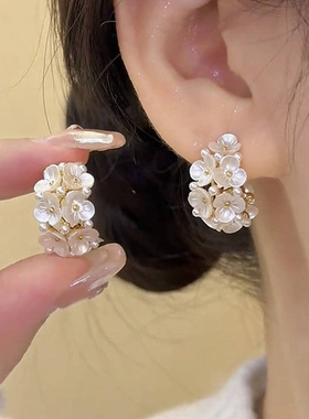925银针耳饰法式复古贝壳花朵珍珠C圈耳钉女轻奢小众气质百搭耳环