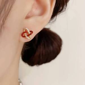 s925银针红色环绕同心结耳钉轻奢小众设计感闪钻耳环精致小巧耳饰