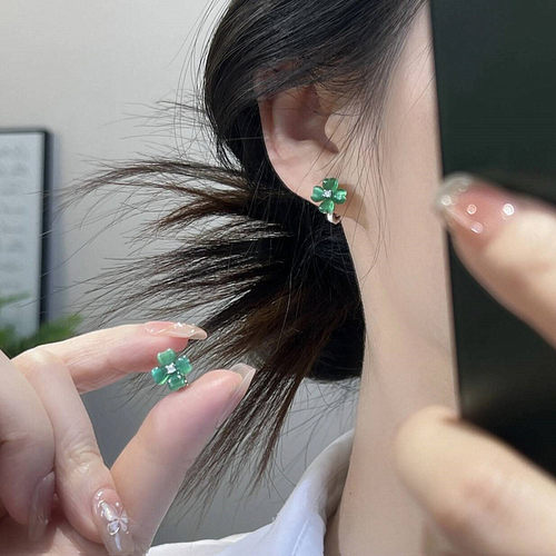 s925银针耳饰绿色猫眼石花朵耳扣