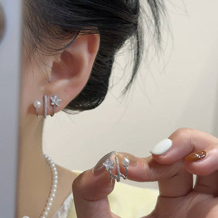 s925银针微镶三爪星星珍珠耳钉轻奢小众高级感时尚气质百搭耳环女