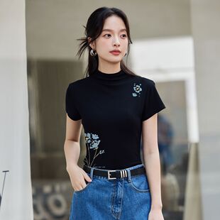 茵曼2026春季新款修身显瘦半高领正肩短袖T恤女休闲印花打底衫