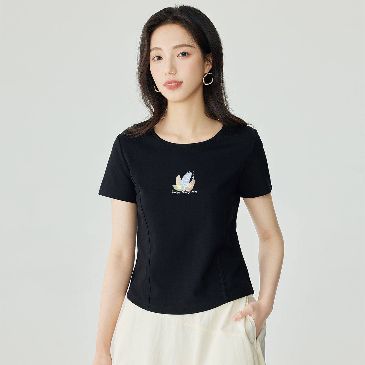 茵曼2026夏季新款修身显瘦百搭圆领t恤女士鱼骨线设计感印花短袖