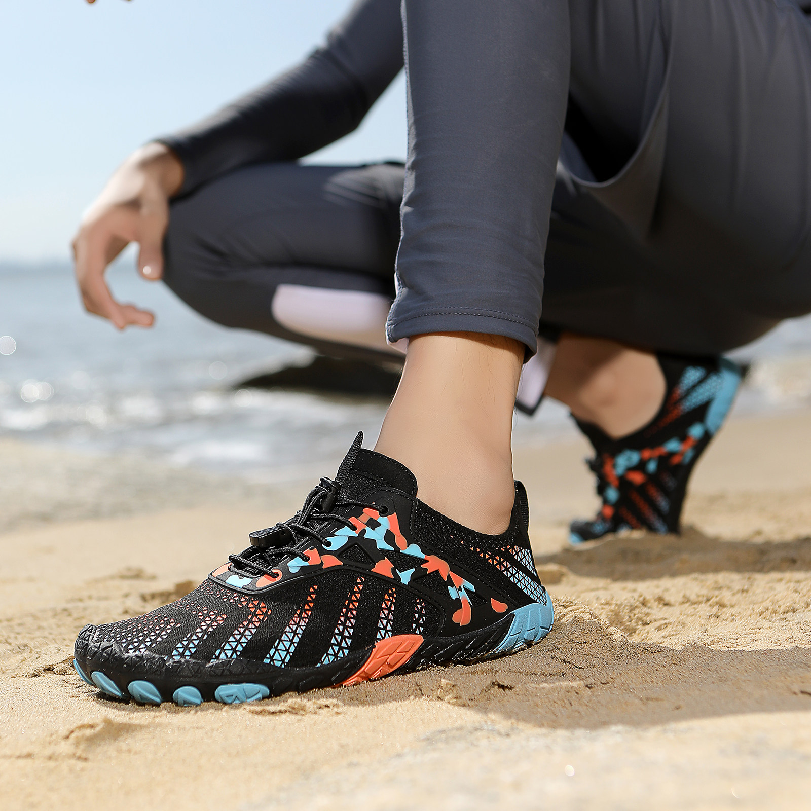 情侣户外钓鱼游泳涉水五指溯溪鞋防滑速干男女沙滩鞋综合训练鞋子