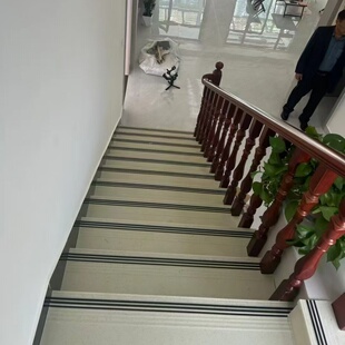 PVC楼梯踏步垫加厚耐磨层楼梯楼梯防滑垫台阶贴商用家用写字楼
