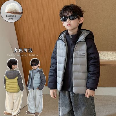 男童羽绒服秋冬2025新款儿童深秋连帽轻薄白鸭绒外套男宝保暖上衣