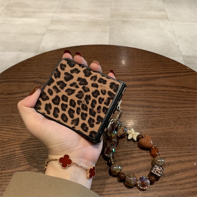 适用小米MixFlip2折叠屏手机壳膜一体华为Purax荣耀MagicVFlip2全包摩托罗拉Razr50三星zflip6豹纹手链挂绳60