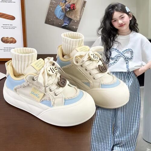 ABC真皮女童卡通百搭小白板鞋