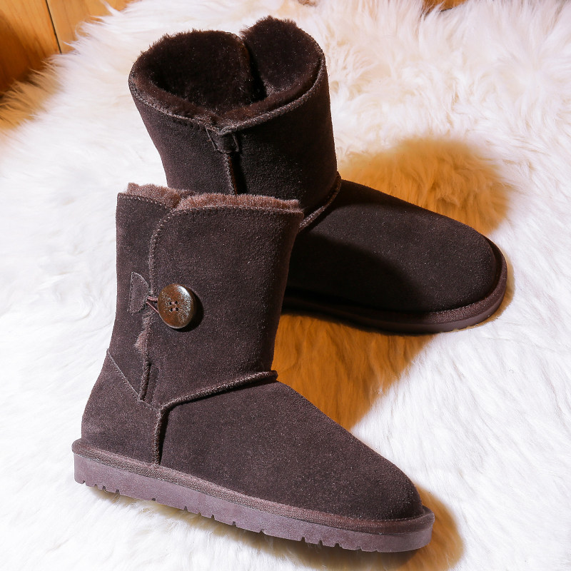 真皮雪地靴女中筒牛皮学生百搭时尚女鞋防滑皮毛一体2019新款时尚在类目 女鞋, 靴子中 - 来自Buy2taobao.com提供专业的淘宝代购服务