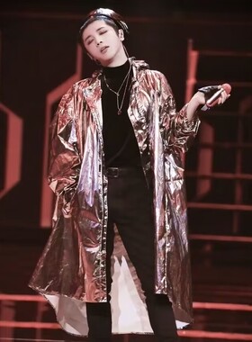 华晨宇明星同款太空银色风衣长款过膝亮银演出服大衣舞台团队服装