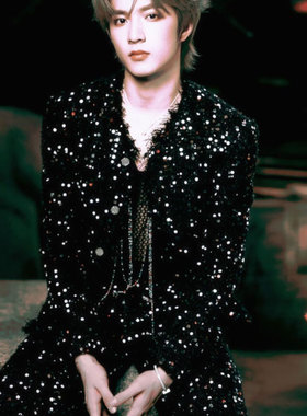 明星同款小香风亮片短外套爵士舞街舞齐舞演出服团队定制日常可穿