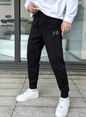 大码休闲裤男秋冬季加肥加大运动裤宽松束脚胖子肥佬春秋肥佬长裤