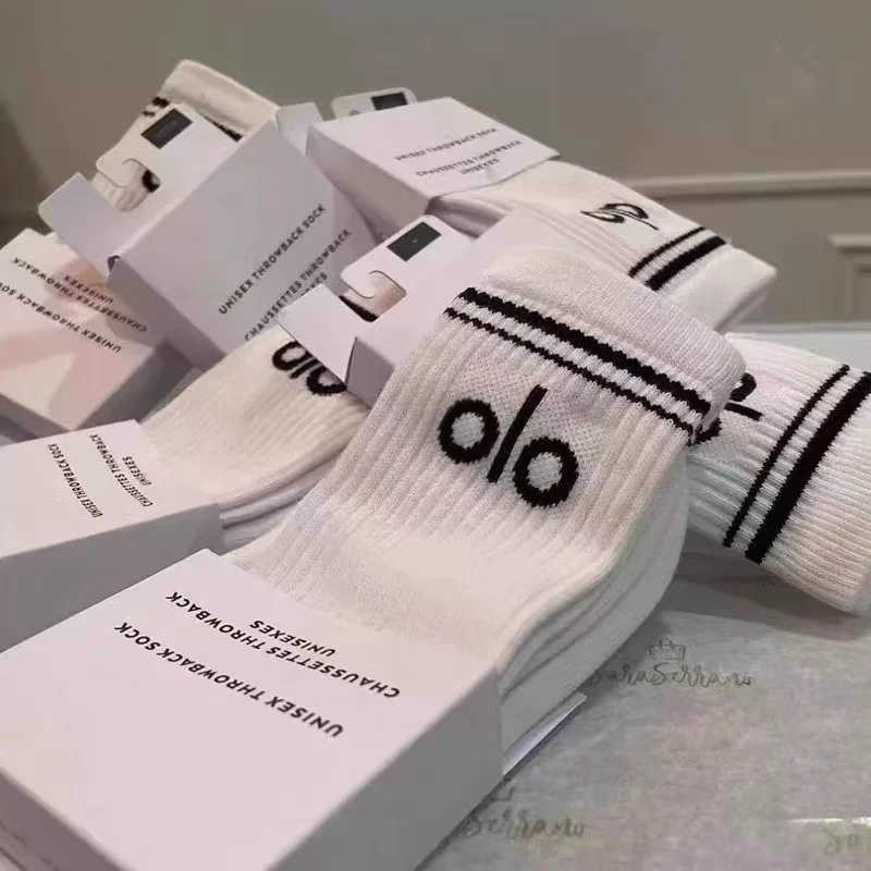 袜子棉中筒运动80%棉中款瑜伽袜秋冬女袜筒袜女均可四季普拉提袜