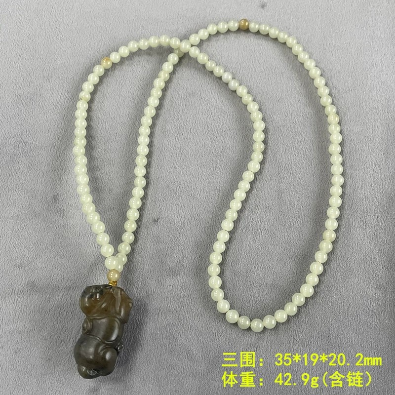 糖青花籽料“唐马”挂件套装
