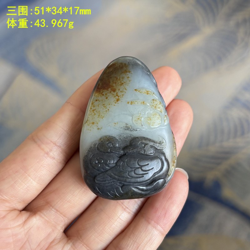 三色青花籽料和和美美鸳鸯挂件