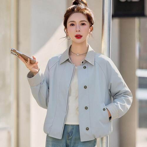 季新款KX618-04春休尚闲流行百搭龄女式条纹撞翻色领时外套女